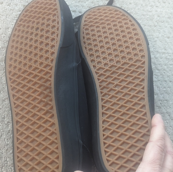MENS BLACK VANS NEW SIZE 11 MAKE OFFER - Picture 4 of 4